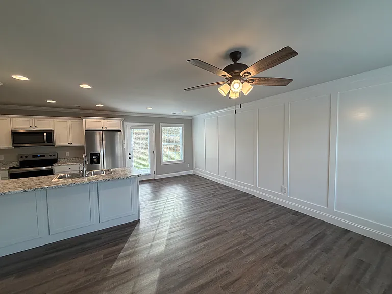 2628 Parkers Meadow Ln — Photo 8