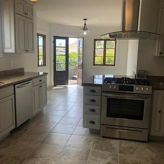 219 Taylor Blvd — Photo 13