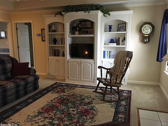 4th image of 1309 Rehoboth Dr