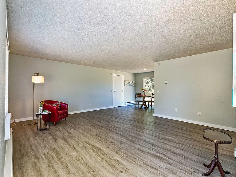 1309 Deerbrush Dr S #E — Photo 8