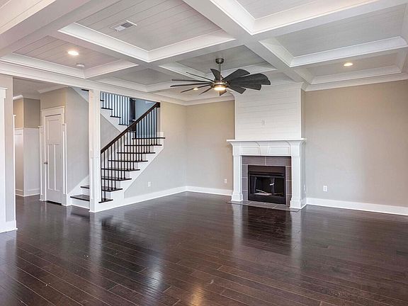 4th image of 5044 Solar Ln NW