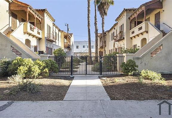 4th image of 4172 3/4 Leimert Blvd