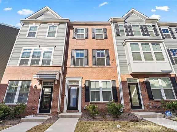 2nd image of 6222 Cleburne Ct