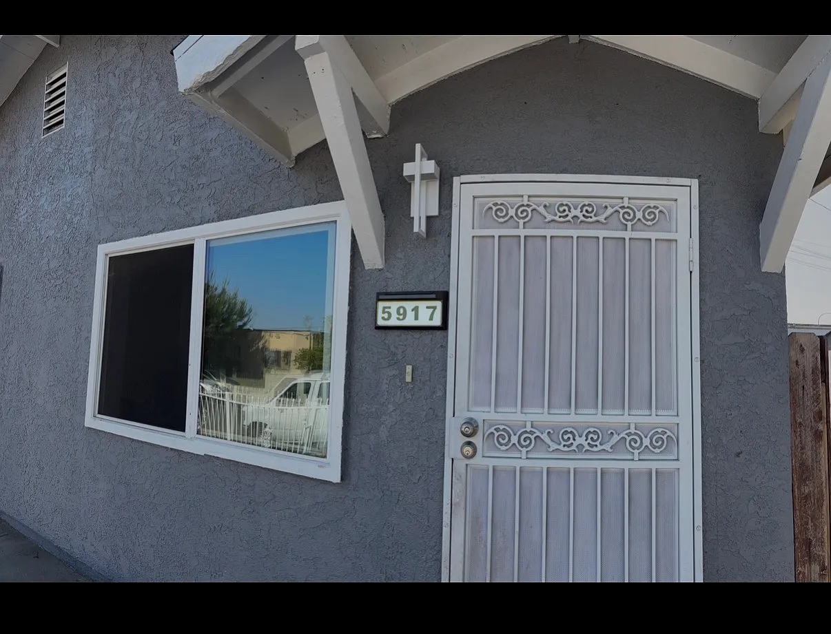 2 bed, $2,750 — Photo 1