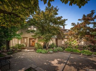 2485 Hunters Pond, Bloomfield Hills, MI 48304