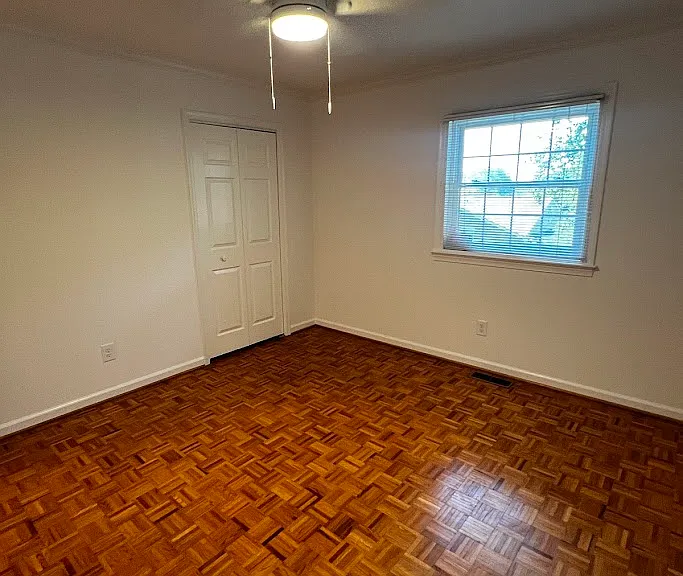 3738 Jamestown Cir — Photo 36