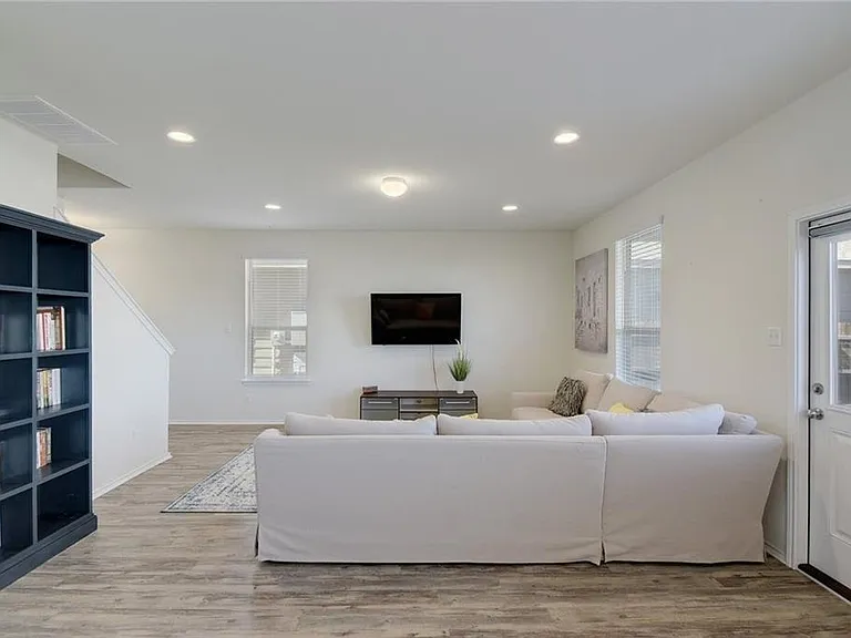 218 Cascata Way — Photo 5