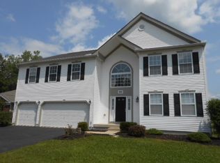 628 Barn St, Pataskala, OH 43062