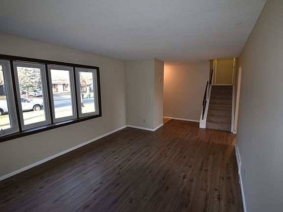 3rd image of 3417 75th Ave N