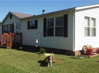 224 3rd St S, Dickson, TN 37055