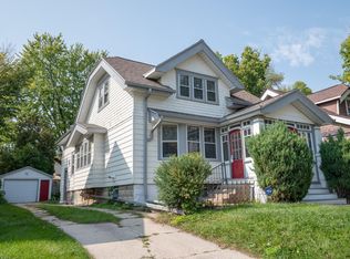 1337 N 44th St, Milwaukee, WI 53208