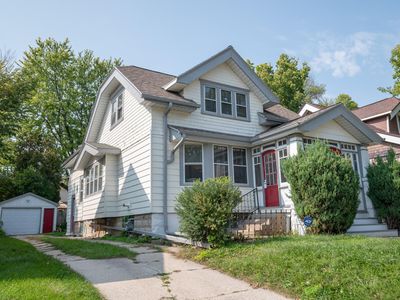 1337 N 44th St, Milwaukee, WI, 53208