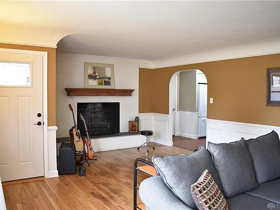 2nd image of 4117 W Franklin St