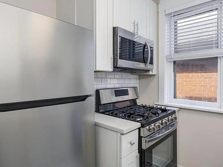 2151 Maury Ave #1E — Photo 4