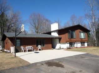 5621 W Arrowhead Rd, Hermantown, MN 55811