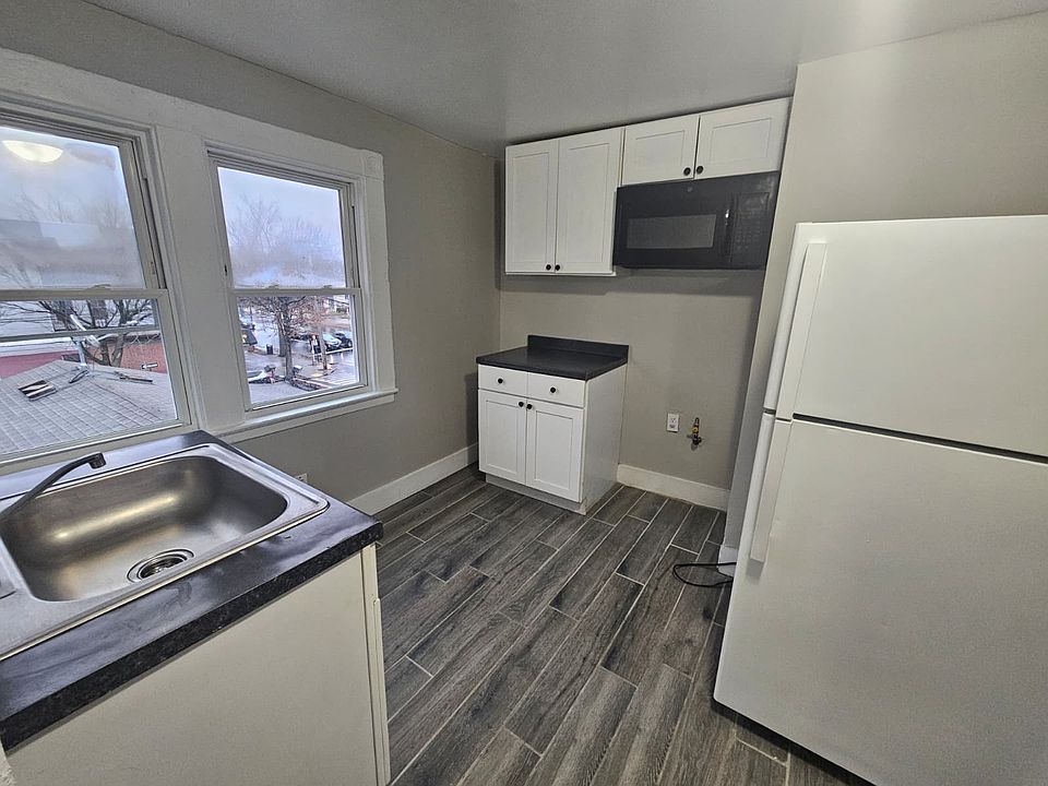 1st image of 357 Whalley Ave #3A