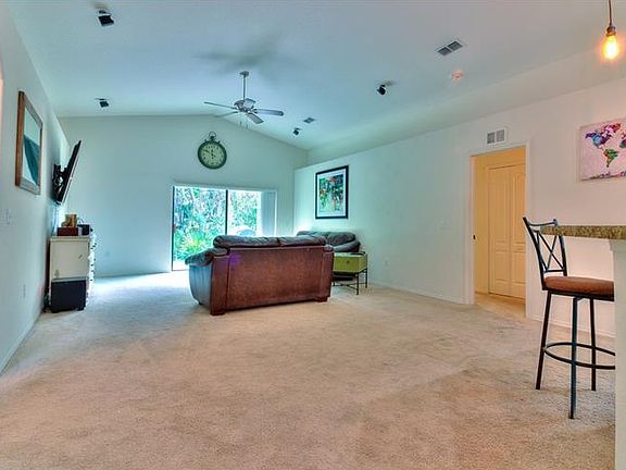 3rd image of 6343 Silver Leaf Ln