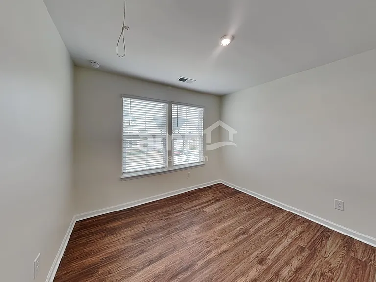 648 Hamilton Park Dr — Photo 24