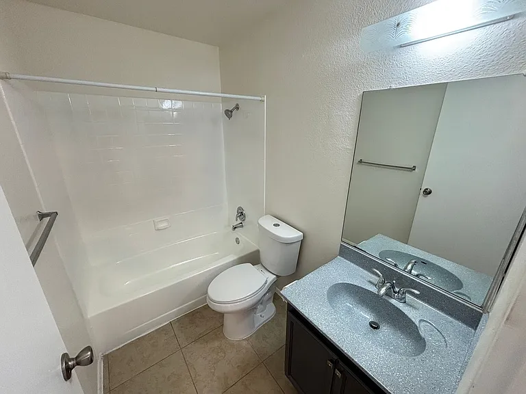 2883 Wheelwright Dr #6-D — Photo 9