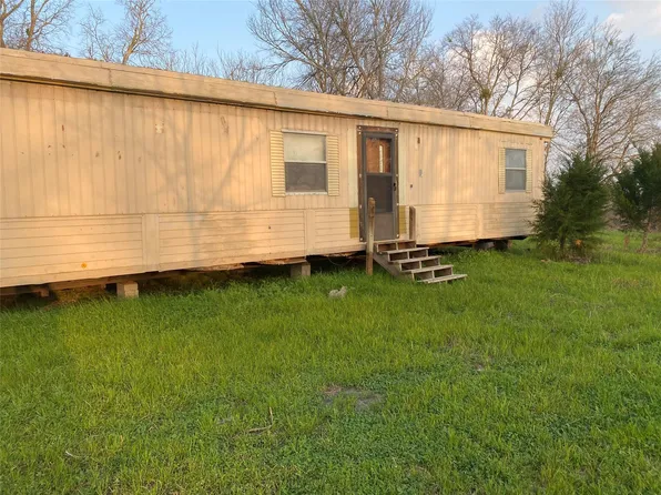 18320 Sweed Rd, Washington, TX 77880