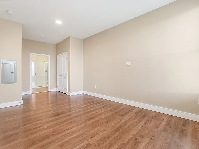 River Rock Residence — Photo 18