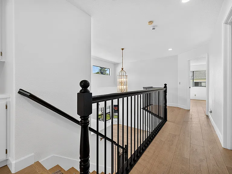 133 Madrid Way — Photo 25