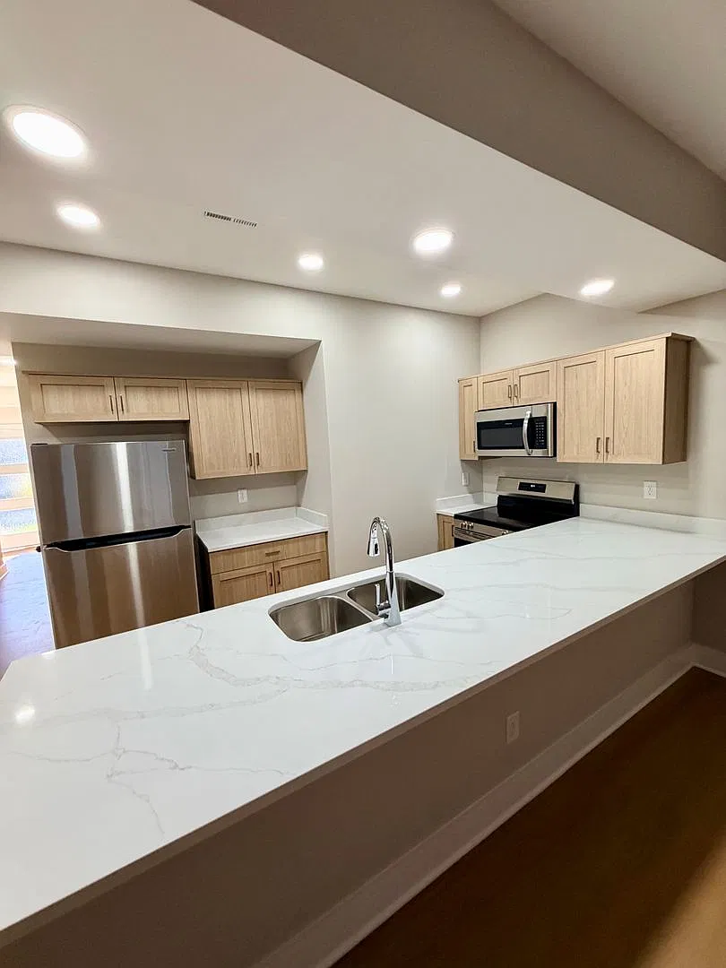 New Construction!! 2/Bed-2.5/Bath Townhome Georgetown — Photo 2