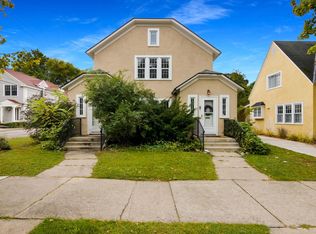 214 Wellington St #216, Traverse City, MI 49686