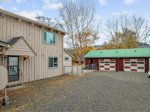 2708 N Depot St, La Grande, OR 97850