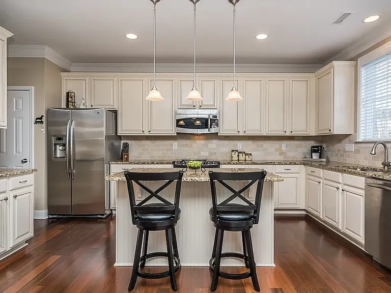 4012 Jockey Club Cir — Photo 11