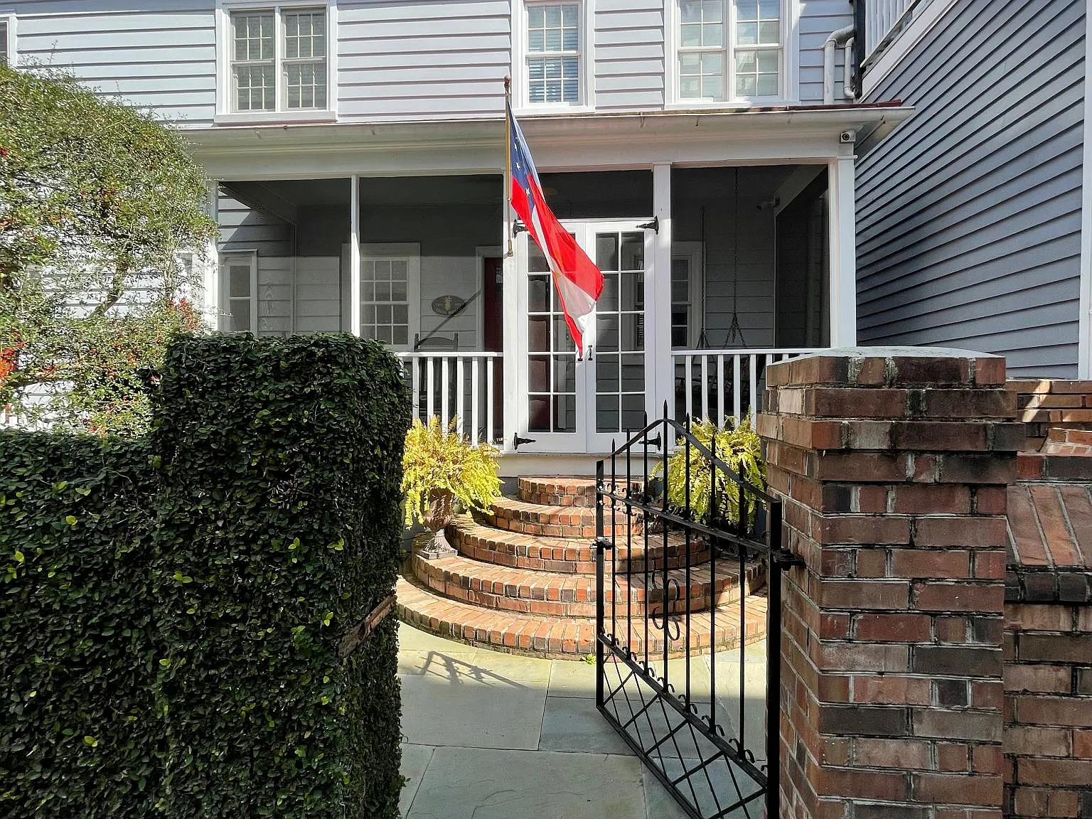 2 bed, 2.5 bath, 1170 sqft, $4,950 — Photo 2