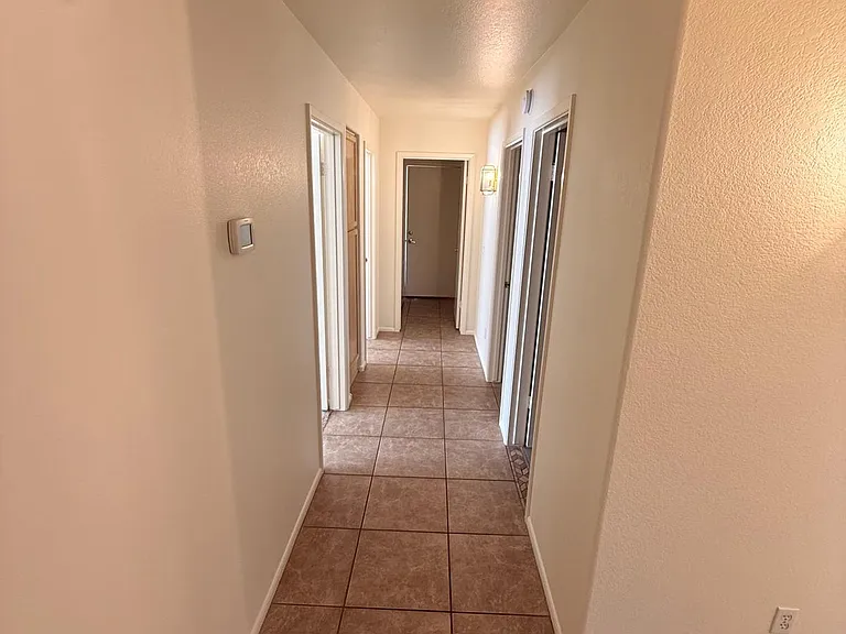 4556 E Charleston Ave — Photo 24