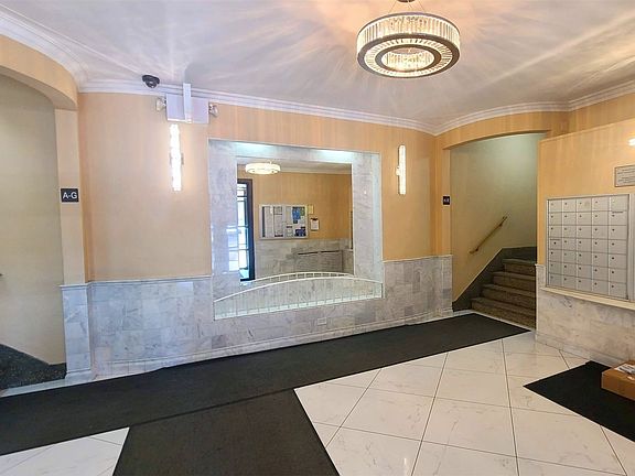 2nd image of 8419 51st Ave APT 4B