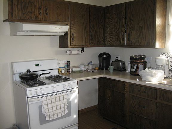 4th image of 2530 Highland Ave