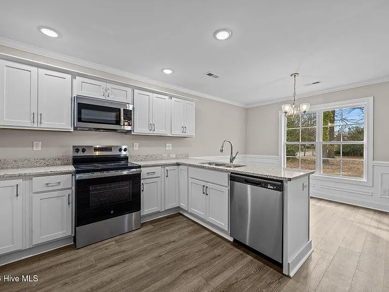 4371 W Pine St #B — Photo 11