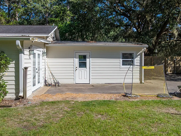 307 Doe Run Cir — Photo 86