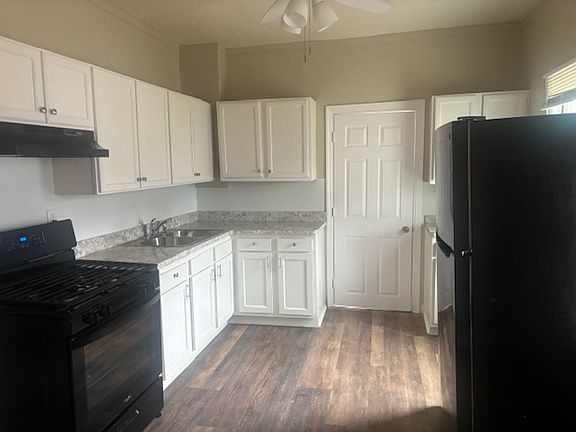 4th image of 800 W 10th St