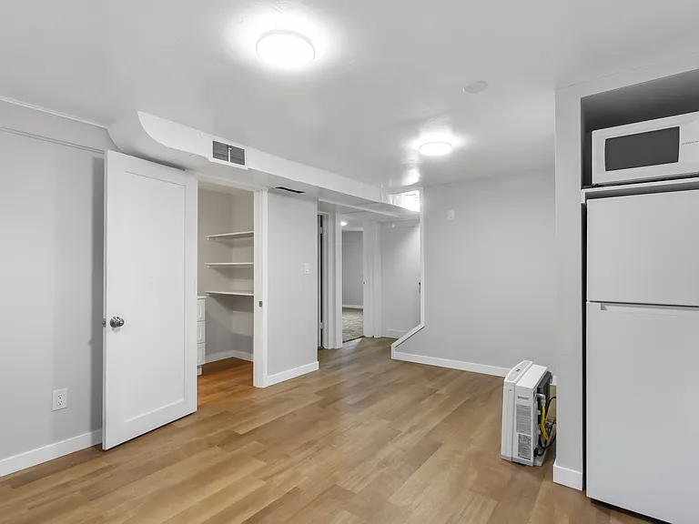 303 Jackson St #C — Photo 9