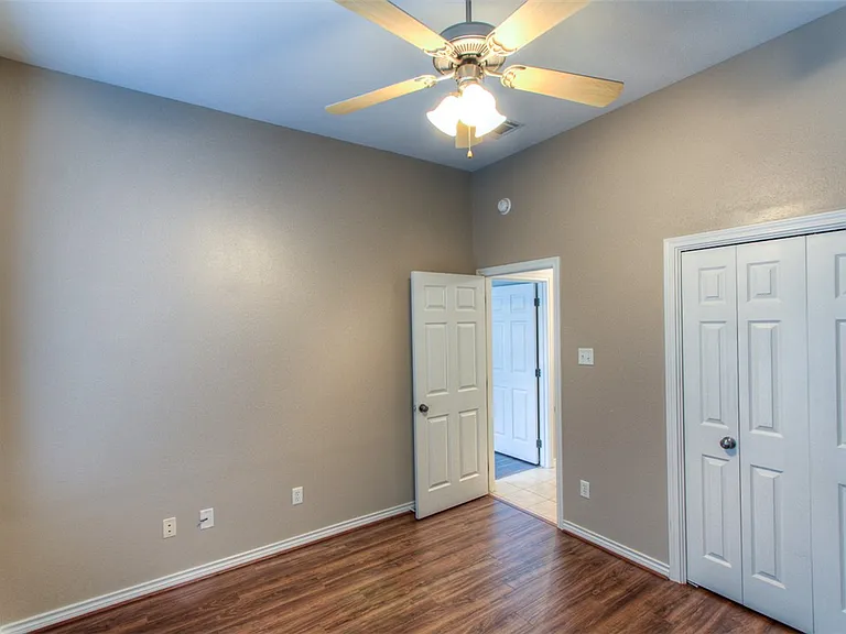 3302 Fredrick Ct — Photo 15