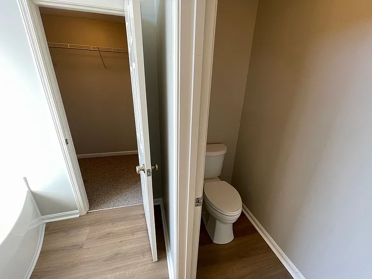 10704 Copper Ridge Dr — Photo 18