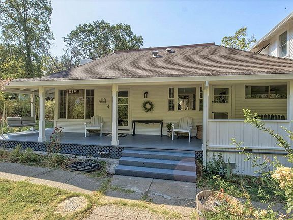 2nd image of 18491 Bay Ave
