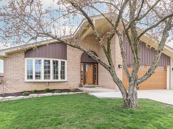 3rd image of 14603 Palomino Ct
