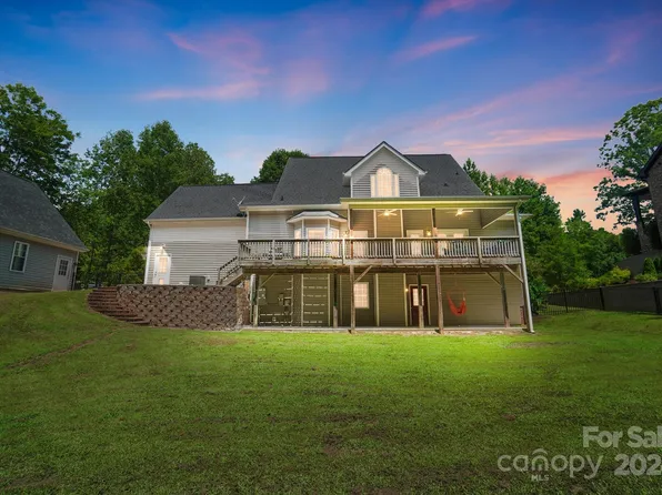 1721 Turtlewood Dr, Waxhaw, NC 28173