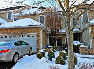 18 Winged Foot Dr, Livingston, NJ 07039