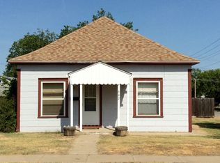 602 7th St, Phillipsburg, KS 67661