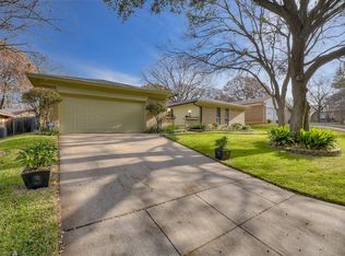 3905 Lynbrook Ln, Arlington, TX 76015