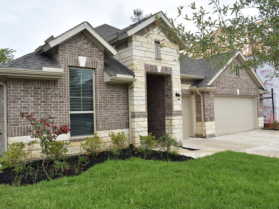 1st image of 611 Huisache Grove Ln