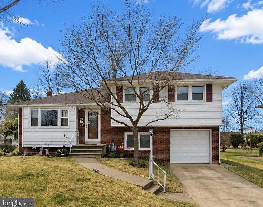 1st image of 26 Wingert Rd