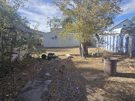 4th image of 988 College Ave