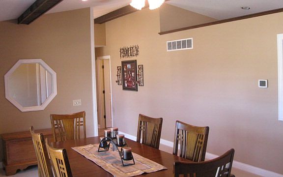5th image of 3018 Bradley Dr